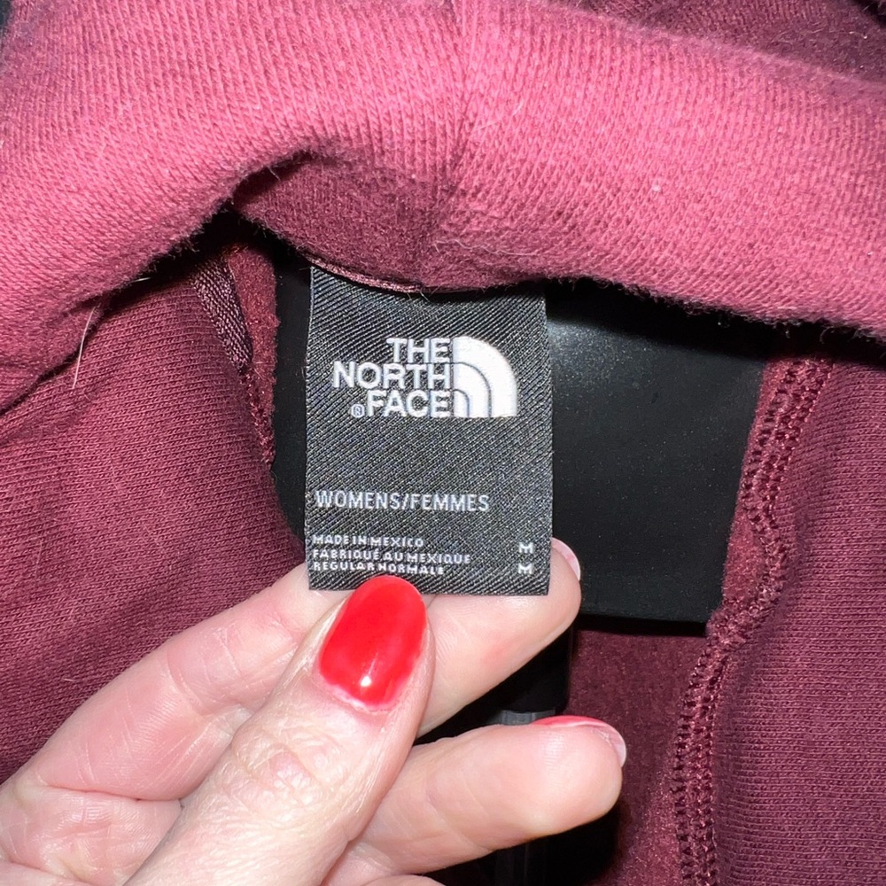 Maroon North Face hoodie, M - Picture 4 of 4